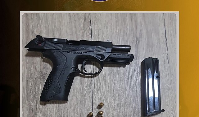 Bingöl'de araçta ruhsatsız silah ele geçirildi