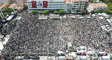 Binlerce Manisalı, Ferdi Başkanlarını gözyaşlarıyla uğurladı