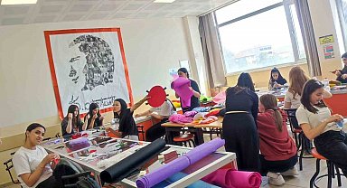 Bir oyuncak bin umut: Akdenizli öğrenciler depremzede çocukların hayallerine dokundu