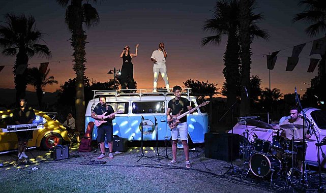 Bir Sultan hatırası, altı umut hikayesi