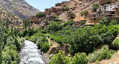 Bitlis'in saklı cenneti: Hacı Mehmet köyü doğaseverlerin yeni gözdesi oldu