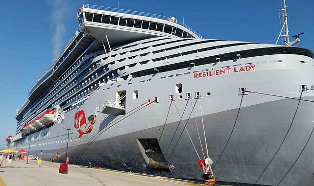 Bodrum'a 2 bin 556 yolcu getirdi