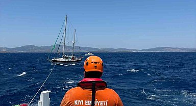 Bodrum'da sürüklenen tekne KIYEM ekiplerince kurtarıldı