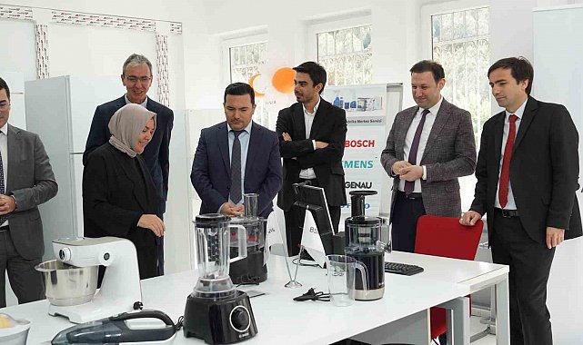 BSH Türkiye, TOSİ projesi kapsamında yeni laboratuvarını Şişli'deki okulda açtı