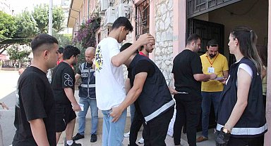 Bu kez geç kalan olmadı: Mersin'de YKS'nin ikinci oturumu AYT başladı