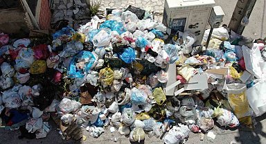 Buca sokaklarında çöpler hastalık yayacak boyuta geldi, vatandaş tedirgin