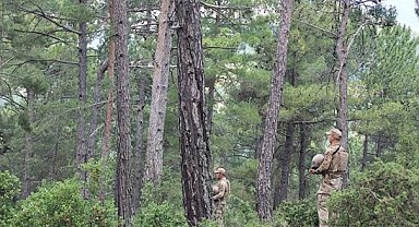 Burdur'da jandarmadan ormanlık alanlarda yangın nöbeti