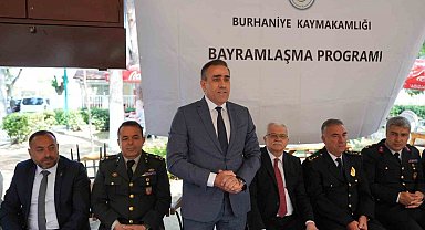 Burhaniye'de bayramlaşma töreni yapıldı