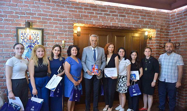 Bursa'da 'Esnek Oyun Alanı Projesi'yle çocuklar eğlenerek öğrendi