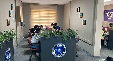 Bursa'da gençlik merkezleri, sınav haftasında 24 saat açık