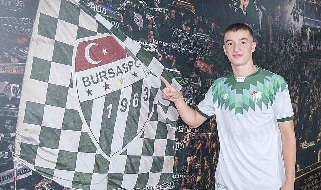 Bursaspor'da iki iç transfer tamamlandı