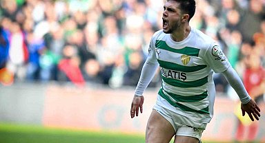 Bursaspor'da Vefa Temel ve Berkan Mahmut Keskin'e veda