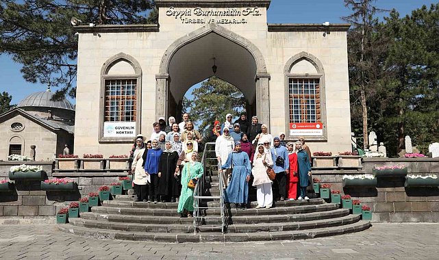 Büyükşehir KAYMEK'ten, 9 ülkeden gelen kursiyerlere Kayseri'yi tanıtan etkinlik