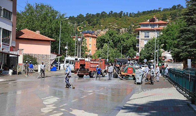Çameli'nde Kurban Bayramı temizliği başladı