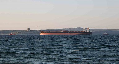Çanakkale Boğazı'nda gemi makine arızası yaptı