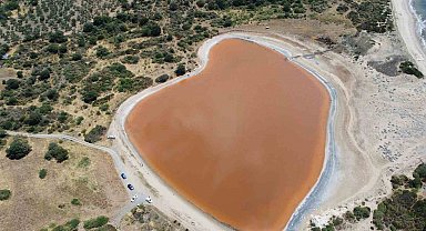 Çanakkale'de 2 bin yıllık antik liman kalpli pembe göle dönüştü