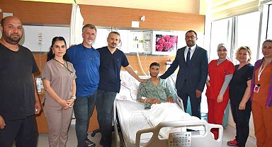 Çanakkale'de ilk kez denen cerrahi yöntemle 15 yaşındaki çocuğun kalbindeki delik kapatıldı