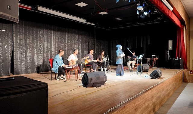 Canlı Sesler Ses Yarışması'nda yarı final heyecanı