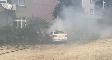 Çatalca'da park halindeki araç alev aldı