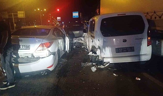 Çorum'da 5 araçlı zincirleme trafik kazası
