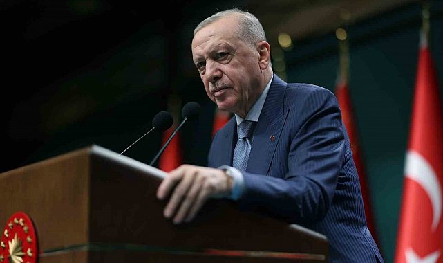 Cumhurbaşkanı Erdoğan: "5 farklı kanser hastalığının tedavisinde kullanılan 5 akıllı kanser ilacını SGK geri ödeme kapsamına alıyoruz."