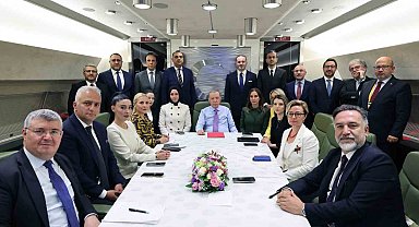 Cumhurbaşkanı Erdoğan: "Yalnızca Anayasamız ve demokrasimiz üzerindeki darbe lekesini temizlemek için bile yeni anayasa yapmaya ihtiyacımız var."