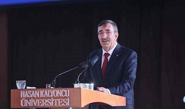Cumhurbaşkanı Yardımcısı Yılmaz: "2002'de yurt kapasitemiz 182 bin iken, bugün bu sayı neredeyse 1 milyona ulaştı"