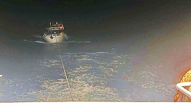 Dalaman açıklarında sürüklenen tekne kurtarıldı