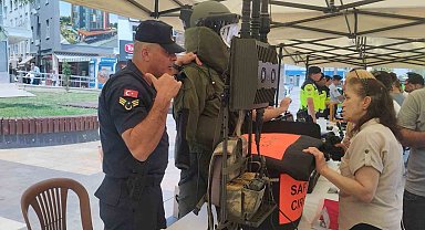 Denizli İl Jandarma Komutanlığı teknolojik donanımını vatandaşlara tanıttı