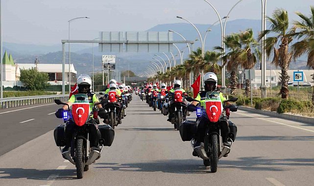 Denizli'de Jandarma Teşkilatının 186. Yılına özel kentte konvoy turu