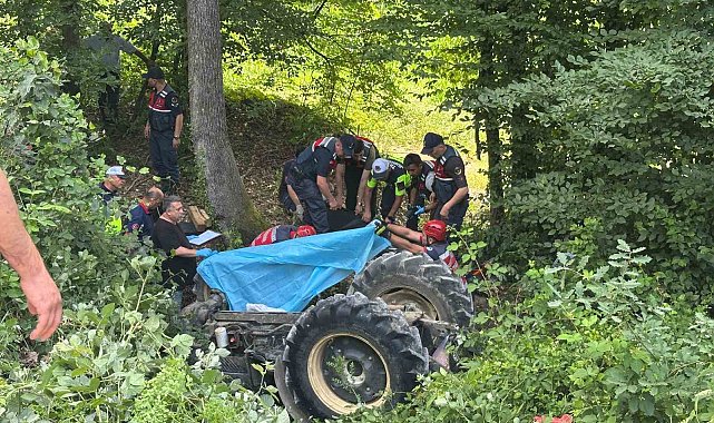 Devrilen traktörün altında kalan kadın hayatını kaybetti