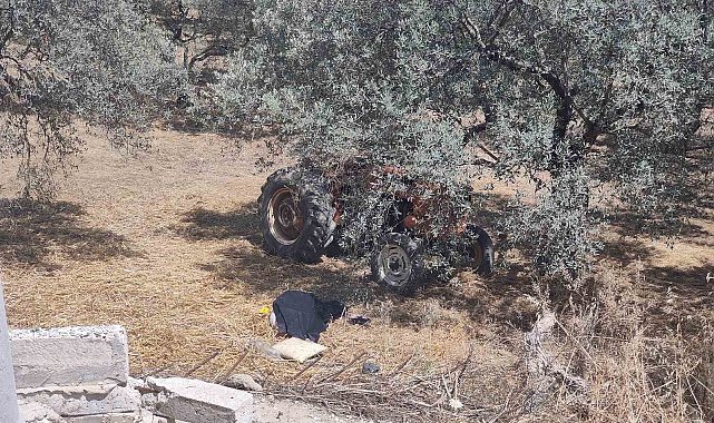 Devrilen traktörün altında kalan sürücü hayatını kaybetti