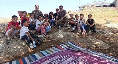 Dicle'de Mehmetçik, jandarmanın 186. kuruluş yıl dönümünü öğrencilerle kutladı