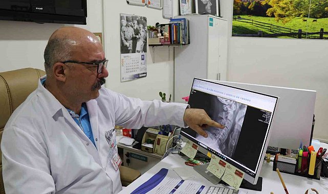 Dijital bağımlılık ilkokul çocuklarında dahi boyun fıtığı oluşturuyor