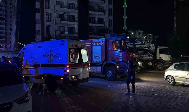Diyarbakır'da 13 katlı binada çıkan yangın söndürüldü, soğutma çalışmaları sürüyor