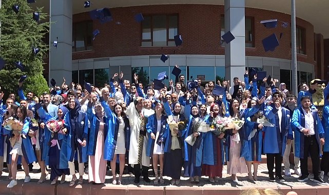 DPÜ Tavşanlı Kampüsü'nde 272 öğrencinin mezuniyet coşkusu