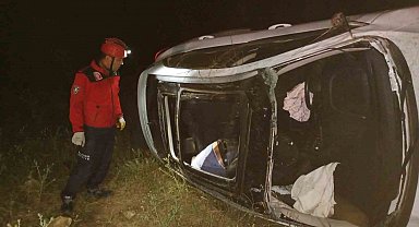 Dursunbey'de otomobil şarampole uçtu: 1 ölü, 1 yaralı