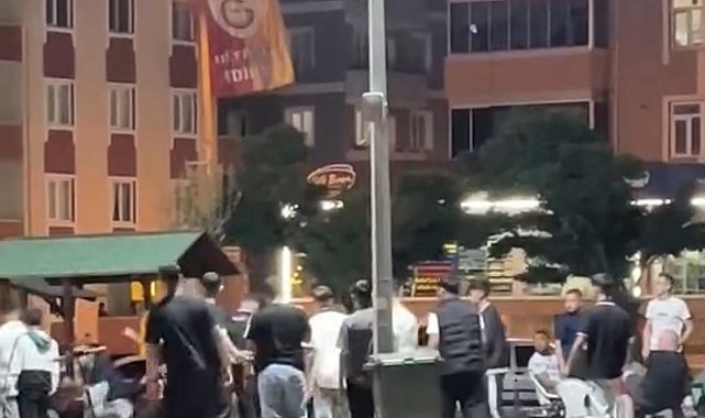 Edirne'de gençler arasında parkta yumruklu kavga