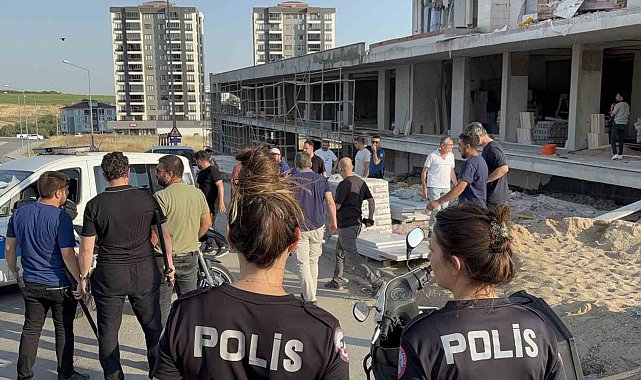 Edirne'de inşaat işçileri arasında kavga: Polis cop ve biber gazıyla müdahale etti