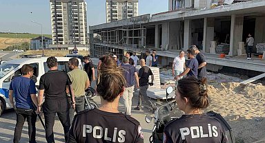 Edirne'de inşaat işçileri arasında kavga: Polis cop ve biber gazıyla müdahale etti