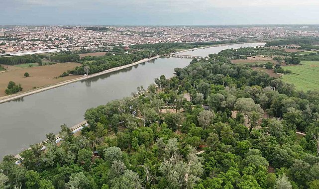 Edirne'deki Söğütlük Millet Bahçesi açıldı