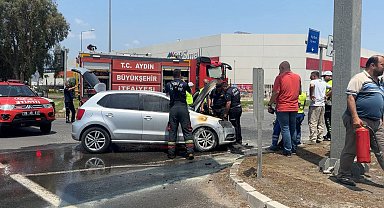 Efeler'de test sürüşüne çıkılan otomobil yandı