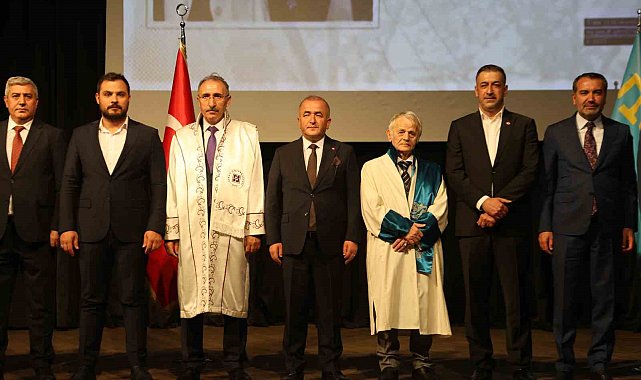 Elazığ'da Kırım Tatar Türk Halkı Milli Lideri Mustafa Abdülcemil Kırımoğlu'na fahri doktora verildi