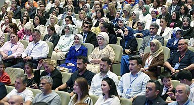 Emine Erdoğan: "Koruyucu aile sisteminin tüm dünyada yaygınlaşması elzemdir"