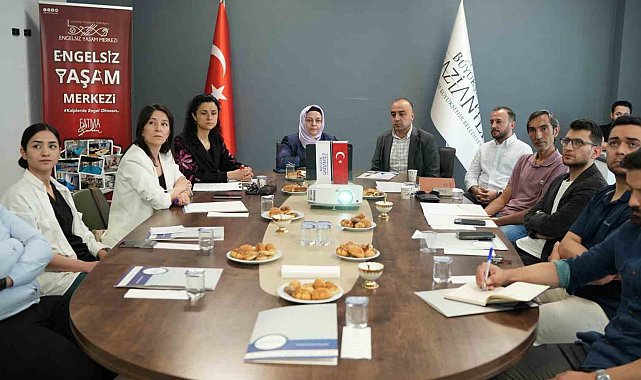 Engelsiz Yaşam Merkezi'nde bilim kurulu kuruldu