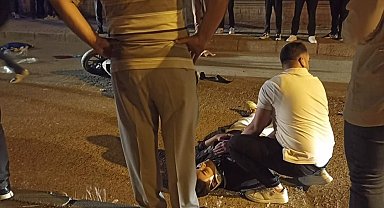 Erciş'te iki motosiklet kafa kafaya çarpıştı: 3 yaralı