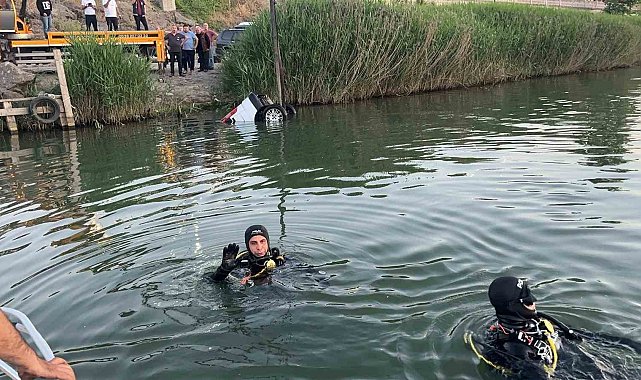 Ereğli'de el freni çekilmeyen araç nehre uçtu