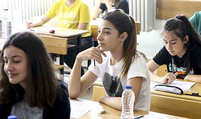 Erzincan'da LGS heyecanı; 2 bin 539 öğrenci sınava girecek