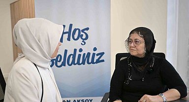 Esenyurt Belediyesi sokağa atılan Dilber teyzeye sahip çıktı