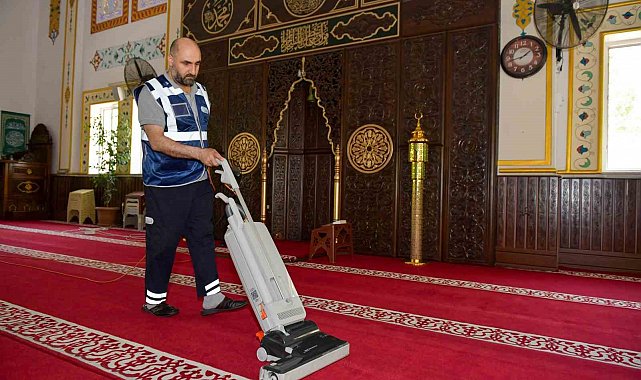 Esenyurt Belediyesi'nden Kurban Bayramı öncesi temizlik seferberliği